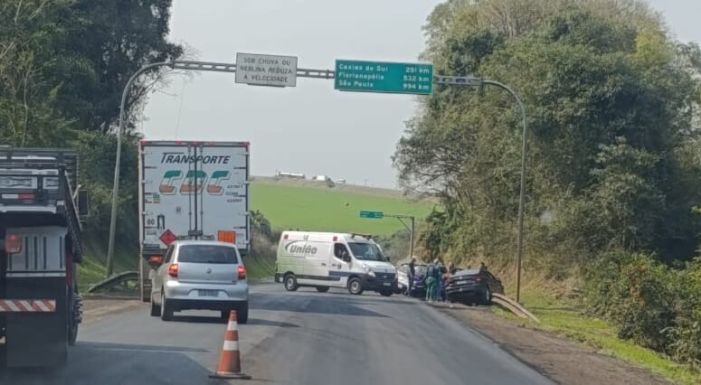 Capa Engavetamento na BR-285 deixa uma pessoa ferida em Carazinho