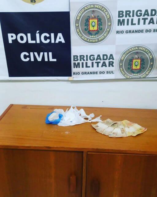 Capa Policiais apreendem drogas e realizam a prisão de três homens em Três Passos
