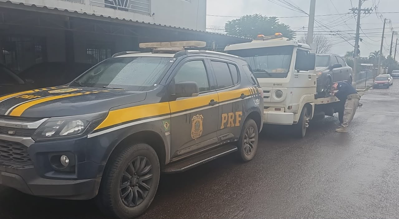 Capa Polícia Rodoviária Federal apreende mais de 120 quilos de maconha na BR-386, em Frederico Westphalen