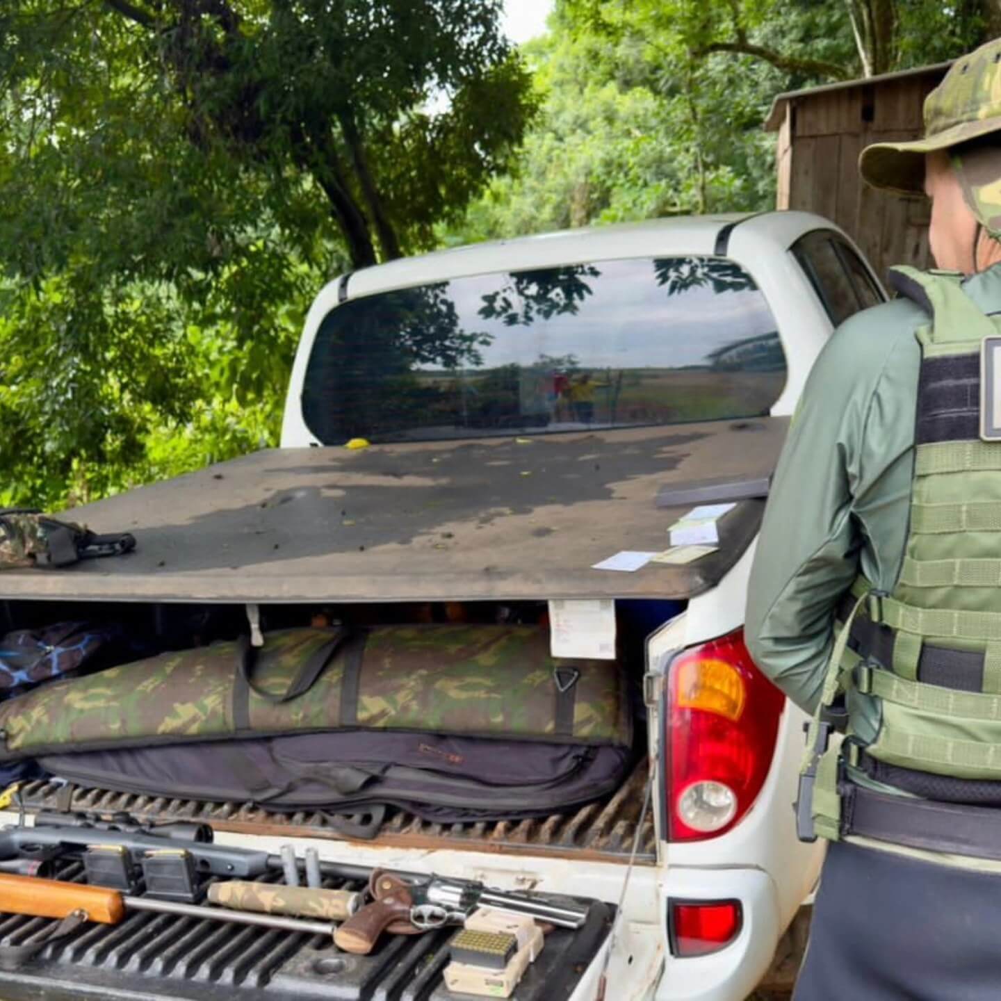 Capa Brigada Militar prende homem por posse irregular de arma de fogo na divisa com Santa Catarina