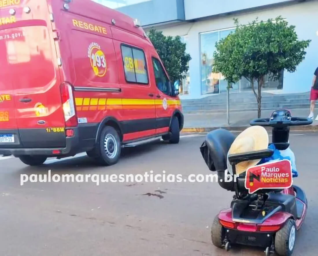 Capa Idoso cadeirante ferido em colisão com carro em Três de Maio