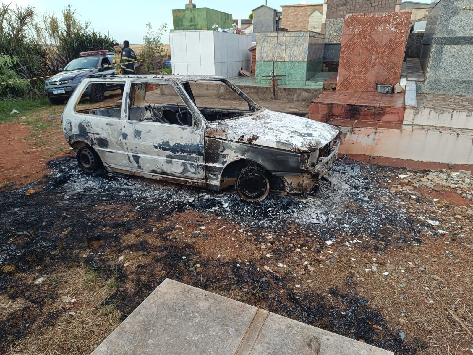 Capa Corpo carbonizado é localizado dentro de veículo no Cemitério Municipal de Palmeira das Missões