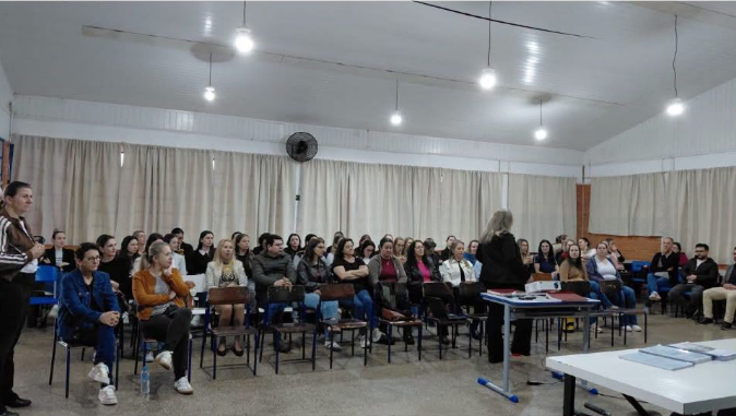 Capa Audiência Pública debate atualização do Plano Municipal de Educação em Planalto