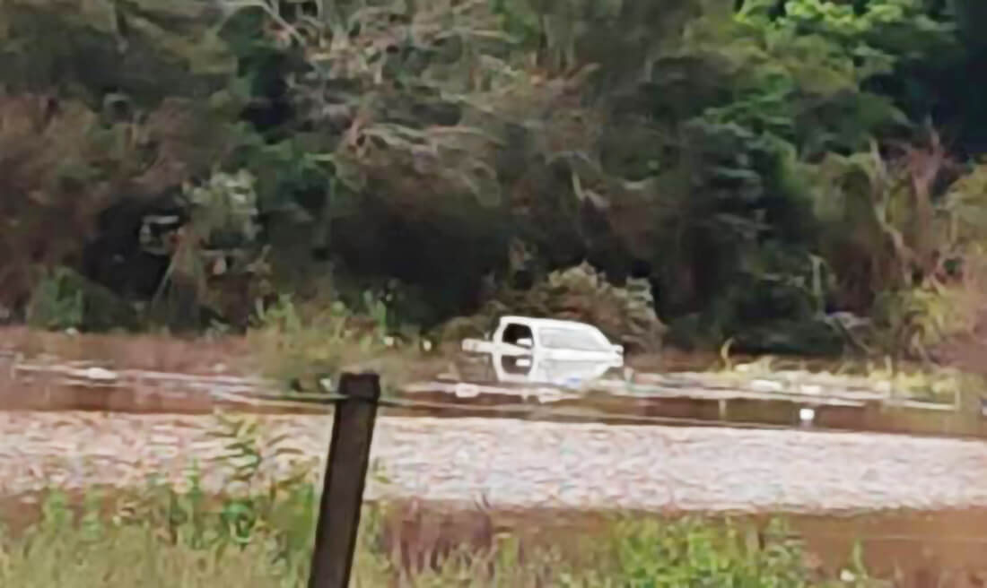 Capa Motorista é resgatado de caminhonete submersa no Noroeste do RS