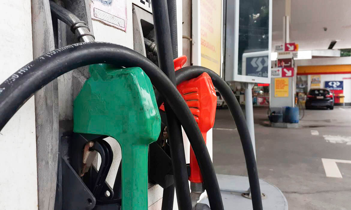 Capa Petrobras reduz preço da gasolina a partir deste sábado