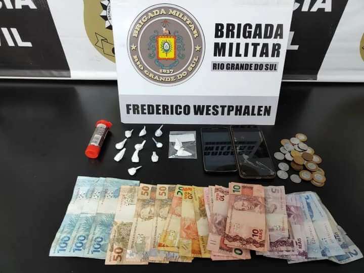 Capa FW: casal é preso por tráfico de drogas