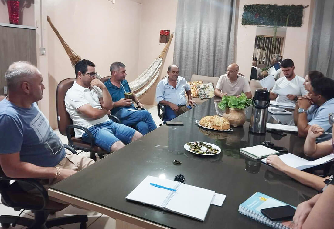 Capa Escola Olívia de Paula Falcão e CTG Mate Amargo definem três atrações para a 38ª Mateada