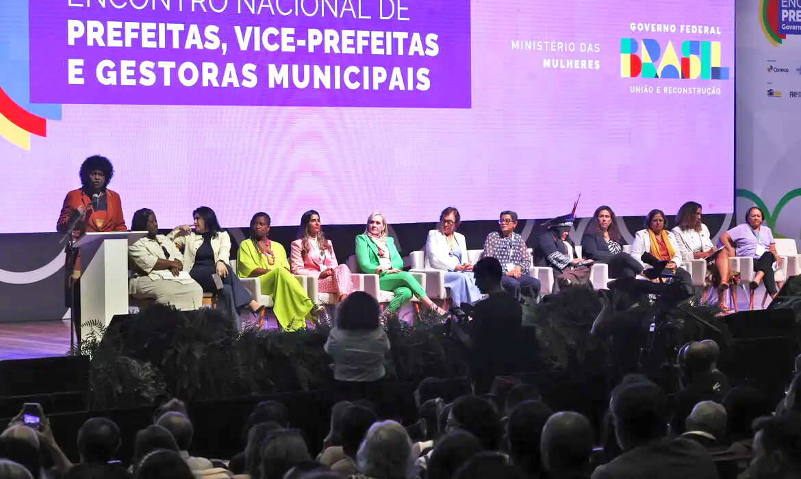 Capa Prefeitas e ministras discutem desafios das mulheres na gestão pública