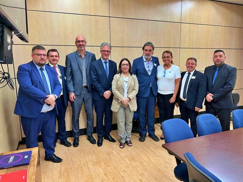 Capa Comitiva de Palmeira das Missões teve encontro no MEC para implantação de Medicina na UFSM