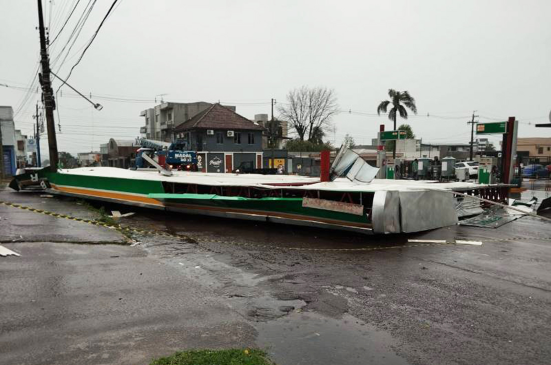 Capa Temporal deixa estragos em Santo Ângelo