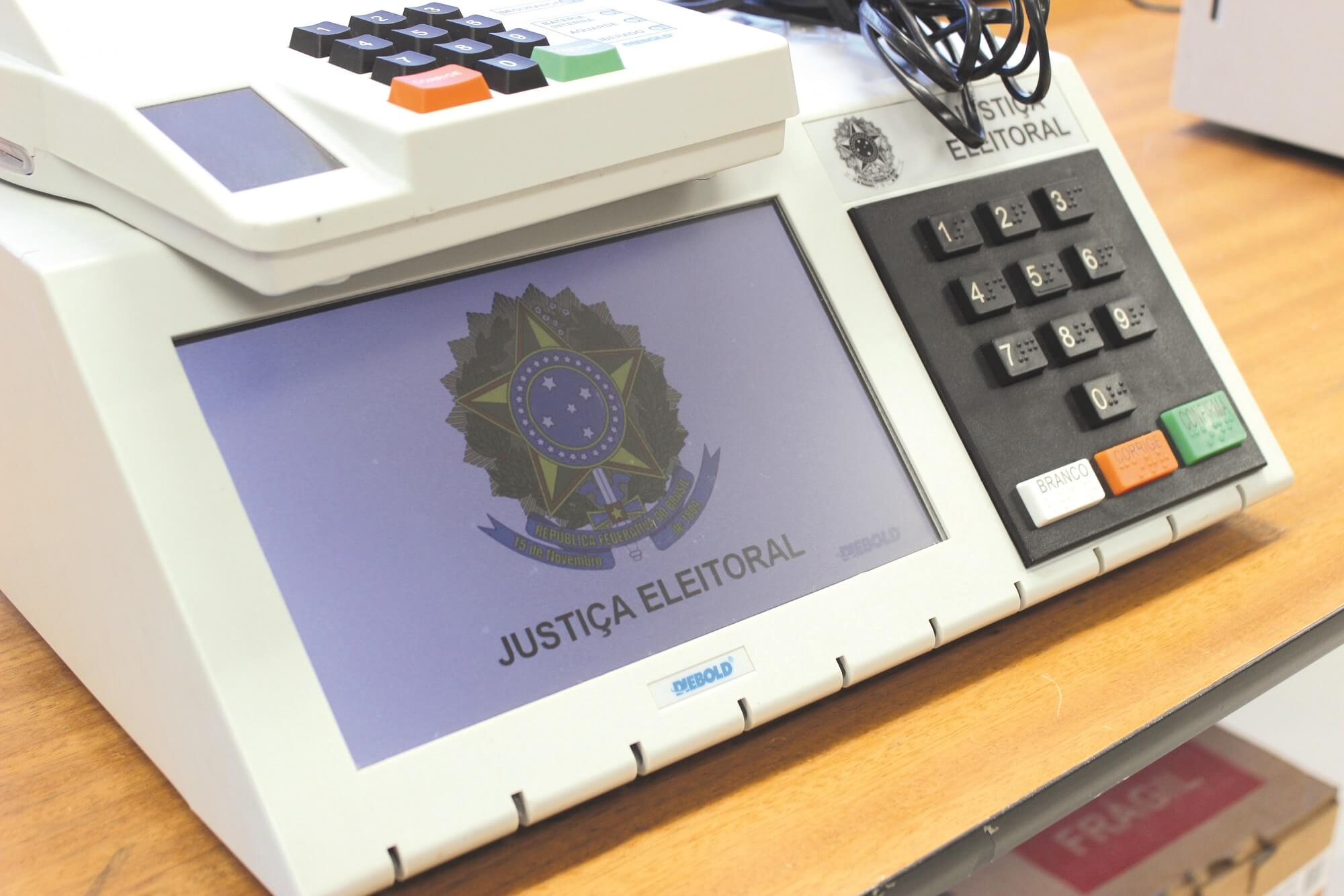 Capa Segue a votação em Redentora e Miraguaí para escolha de prefeito e vice
