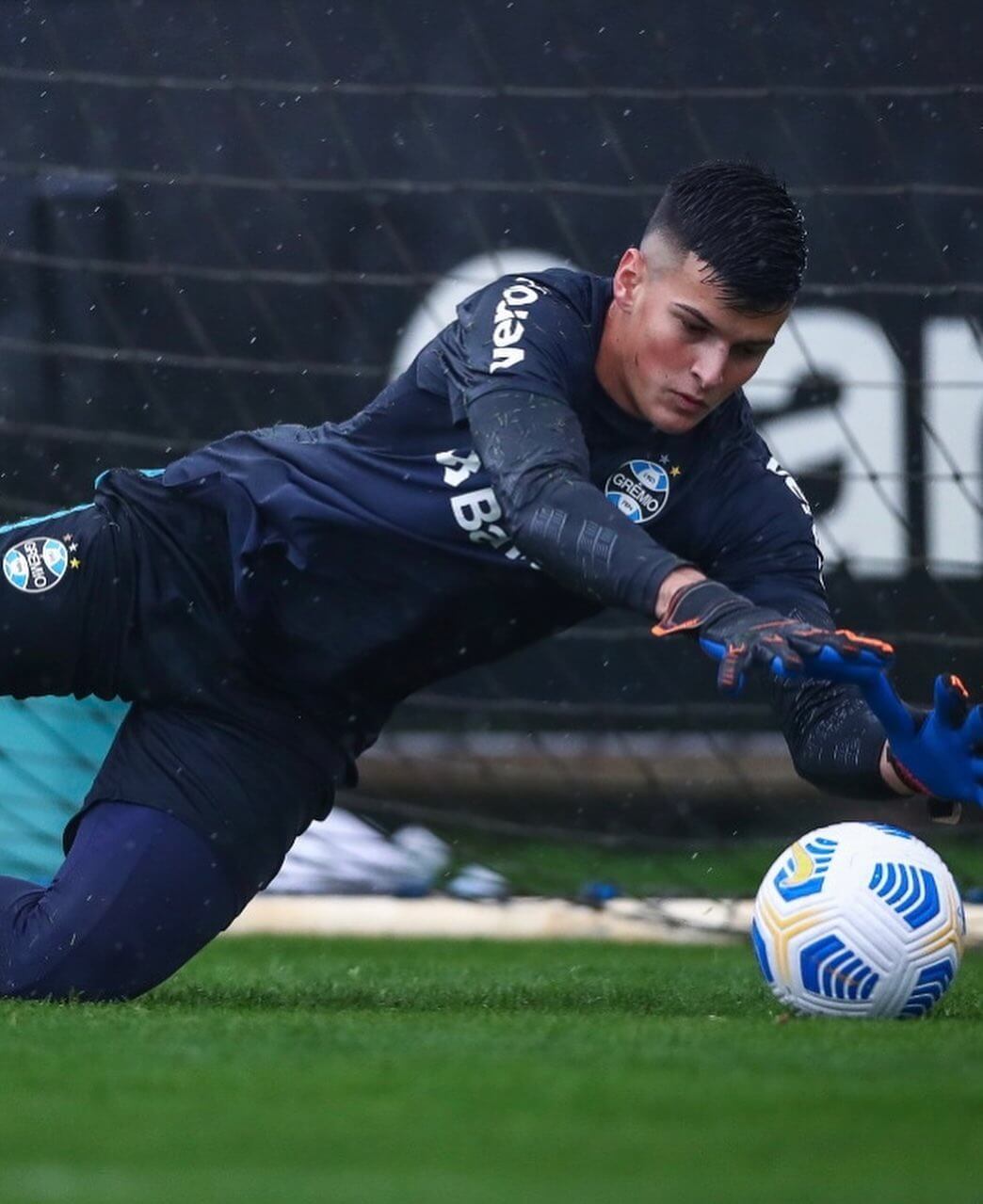 Capa Goleiro titular do União Frederiquense é apresentado