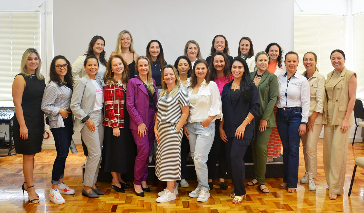 Capa Núcleo da Mulher da AEFW promove terceira edição do Mulheres e Negócios