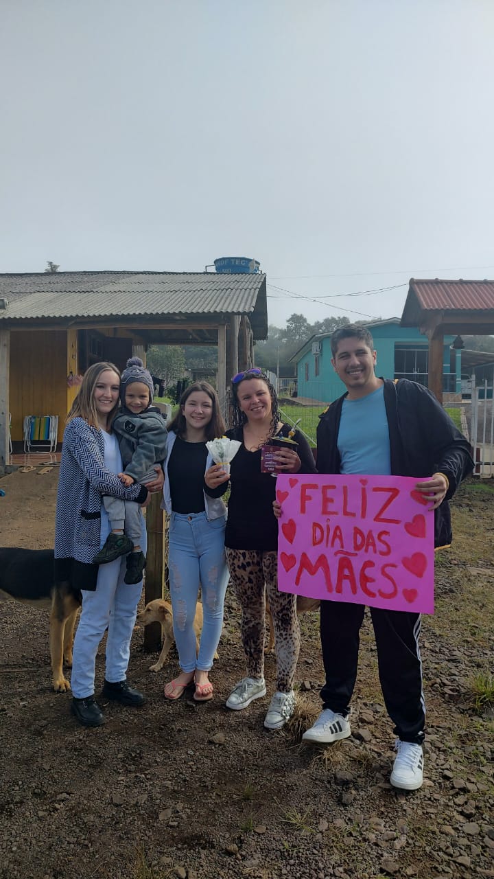 Capa LEO Clube FW realiza campanha de Dia das Mães
