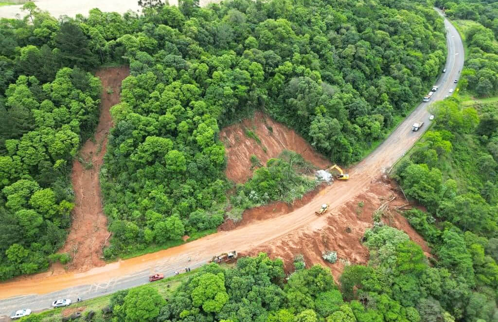 Capa Pista entre Chapecó e Nonoai é liberada após 20 horas interditada