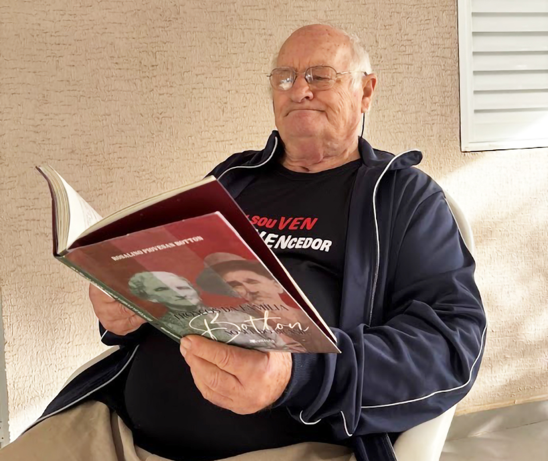 Capa Livro sobre a trajetória da família Botton será lançado em Frederico Westphalen