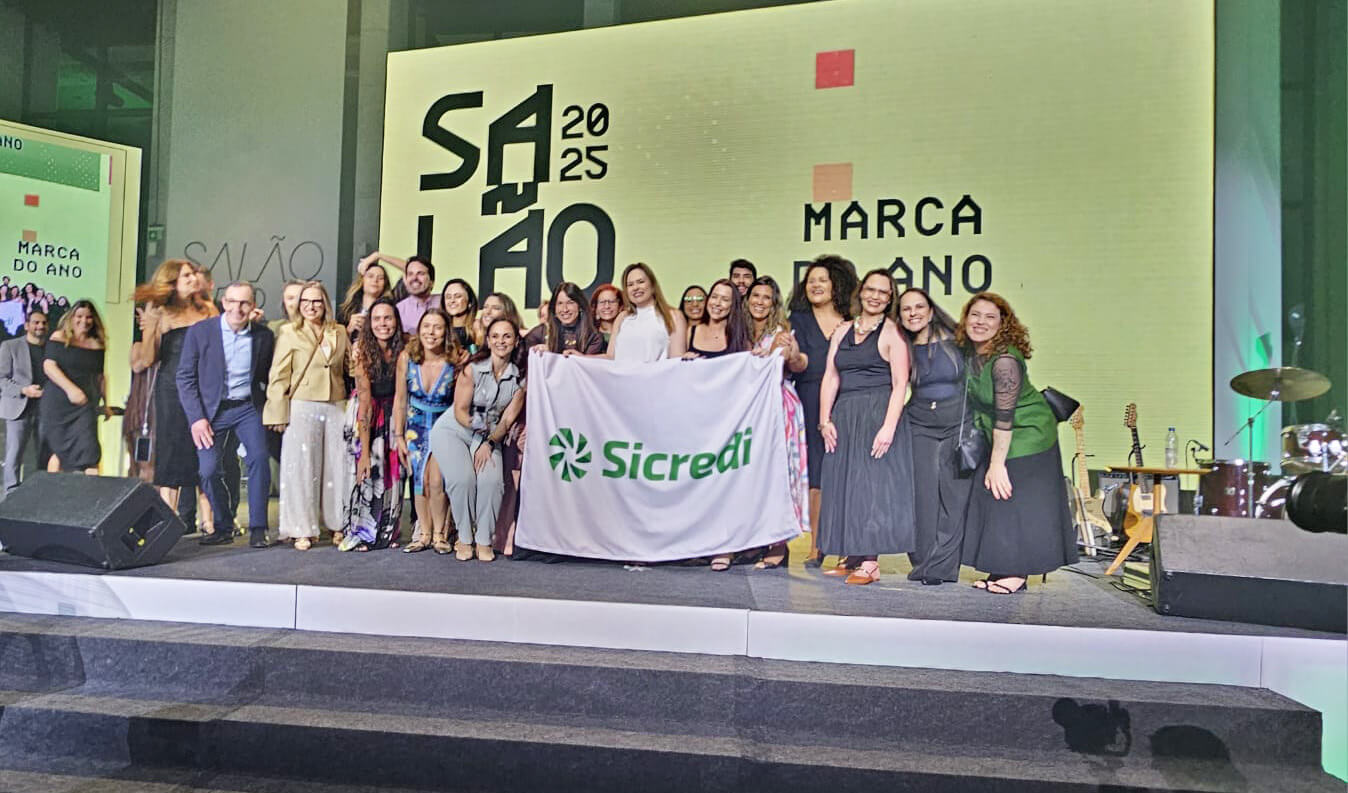 Capa Sicredi é Marca do Ano no Salão ARP 2025