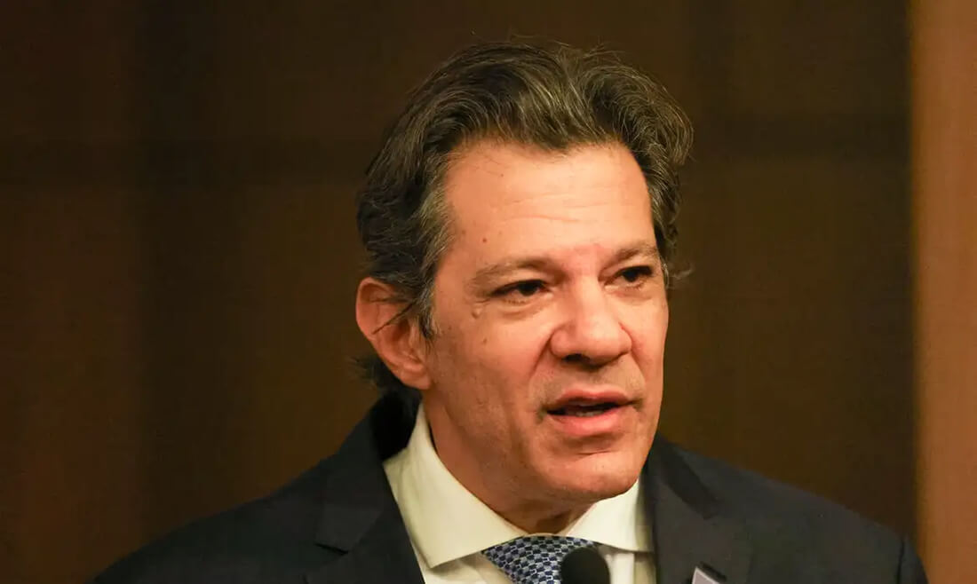 Capa Governo prepara medida para oferecer crédito barato ao trabalhador
