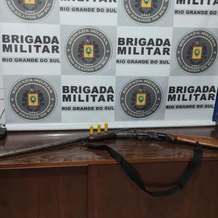 Capa BM prende homem por porte ilegal de arma de fogo em São Martinho