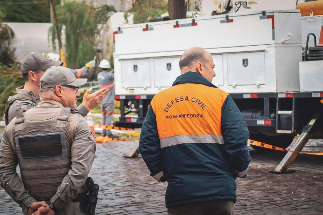 Capa Com base em dados e imagens, Defesa Civil confirma ocorrência de tornado em Flores da Cunha