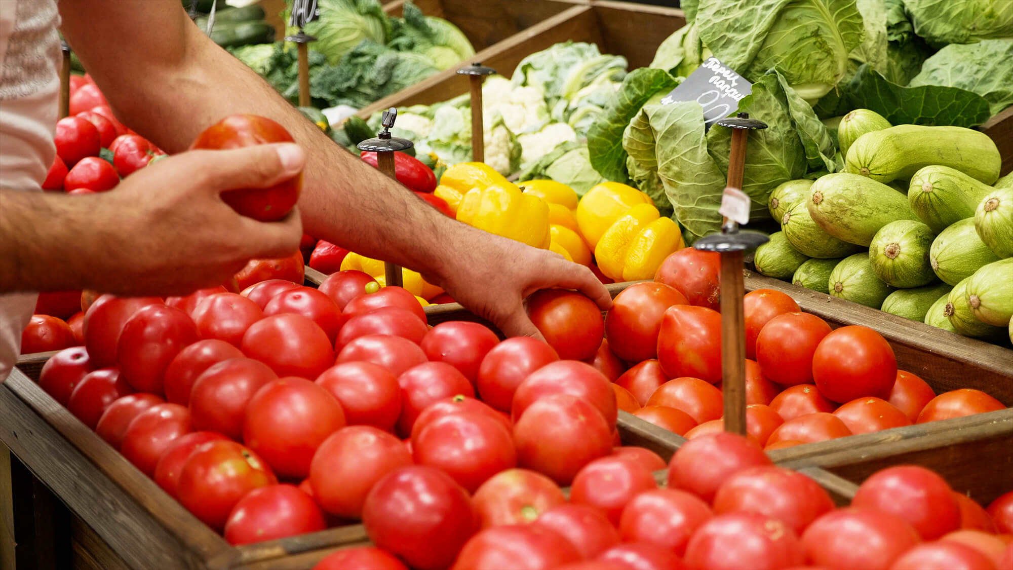 Capa Abras projeta aumento nos preços dos alimentos após alta dos combustíveis