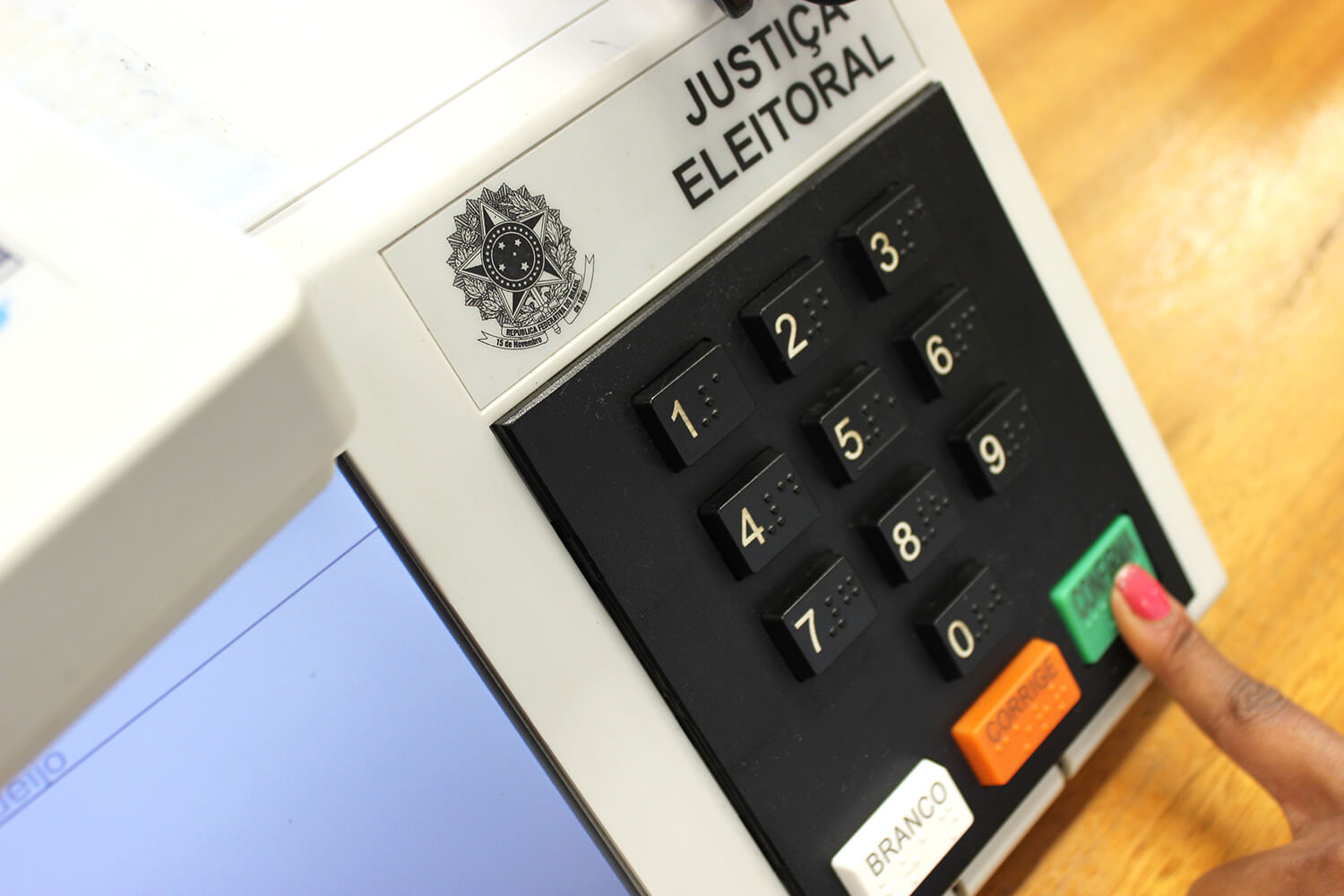 Capa Eleições municipais de 2024 ocorrerão em 6 de outubro