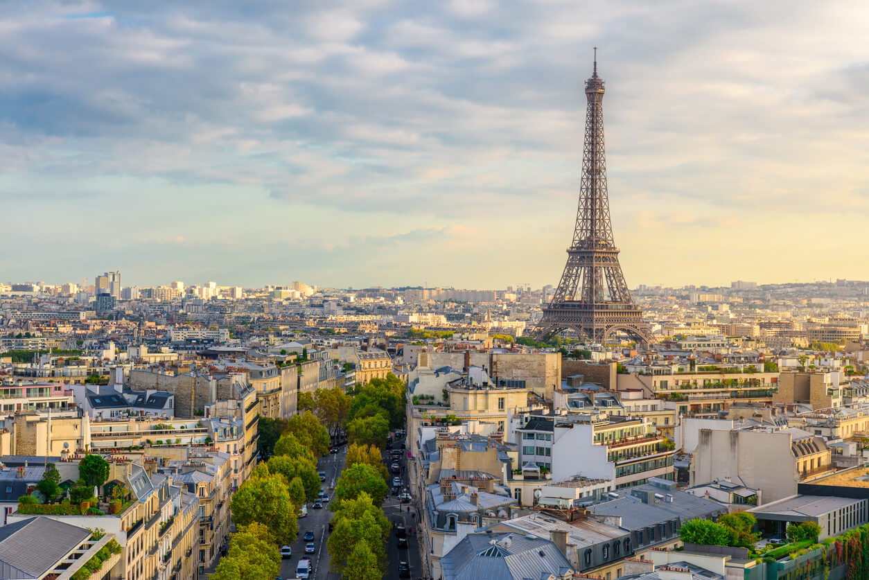 Capa Sesc/RS amplia oferta de viagens e lança roteiro internacional para Paris