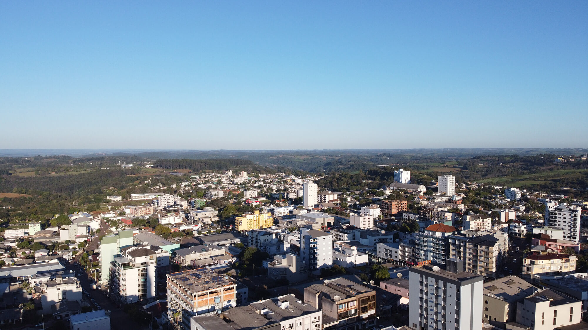 Capa Semana deve iniciar com chuva na metade Norte do Estado