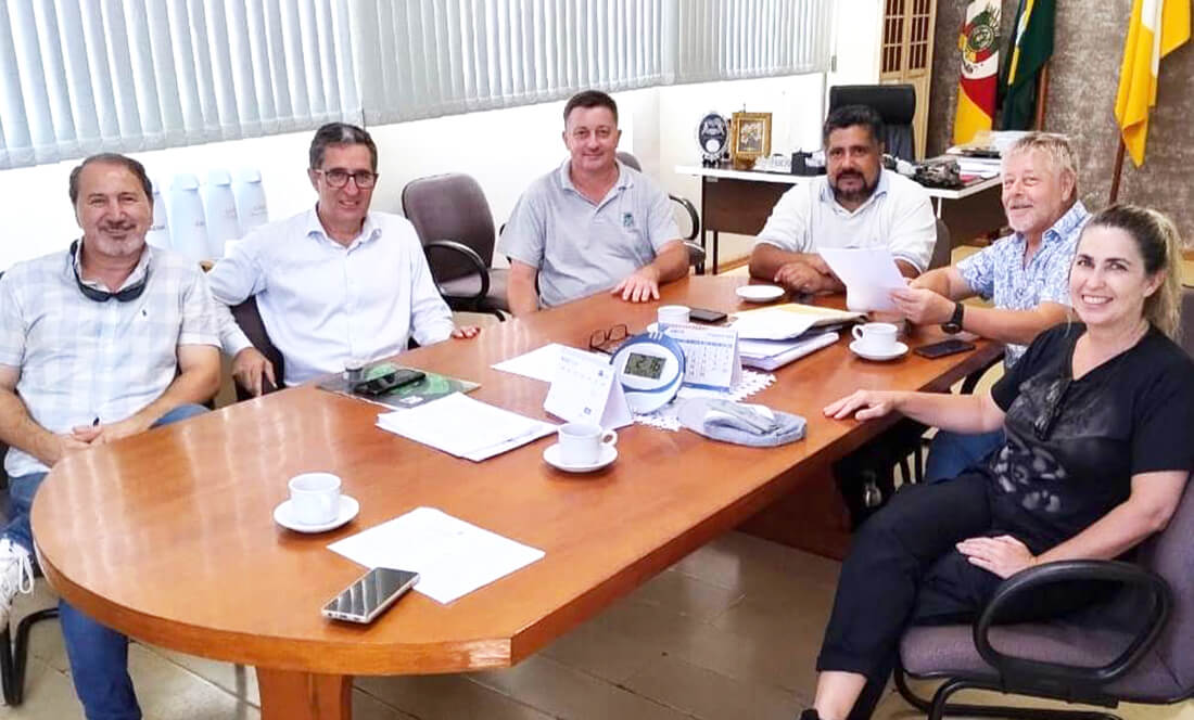 Capa Encontro destaca cooperação turística e intercâmbio entre Três Passos e El Soberbio