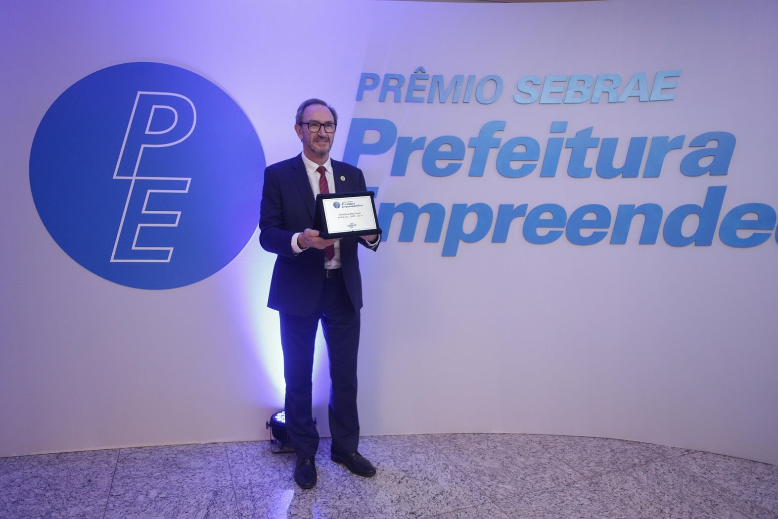 Capa Prefeitura de Frederico Westphalen é finalista nacional do Prêmio Prefeitura Empreendedora
