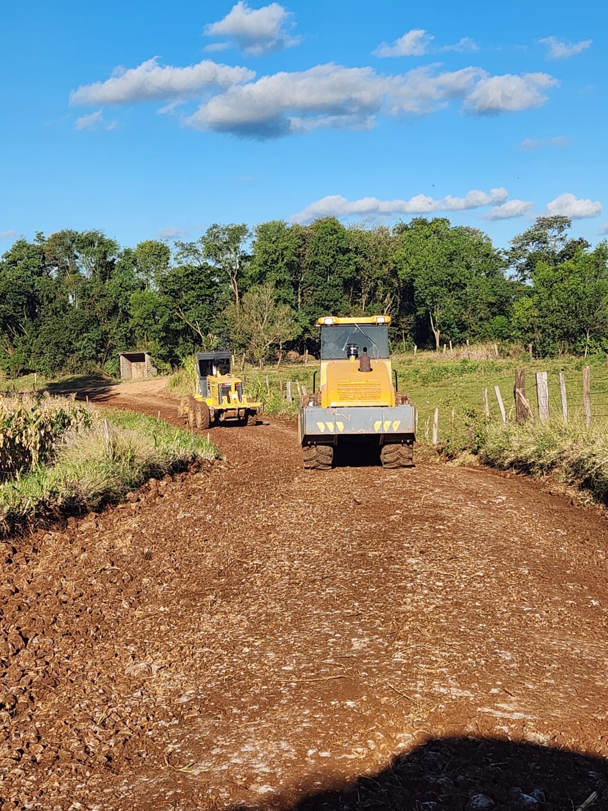 Capa Obras de manutenção e recuperação de estradas em Vista Alegre têm resultados