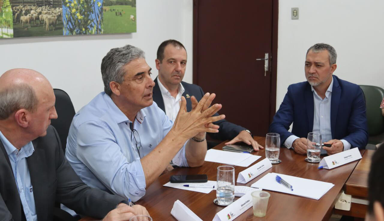 Capa Governo federal trata de apoio à cadeia do arroz no Rio Grande do Sul