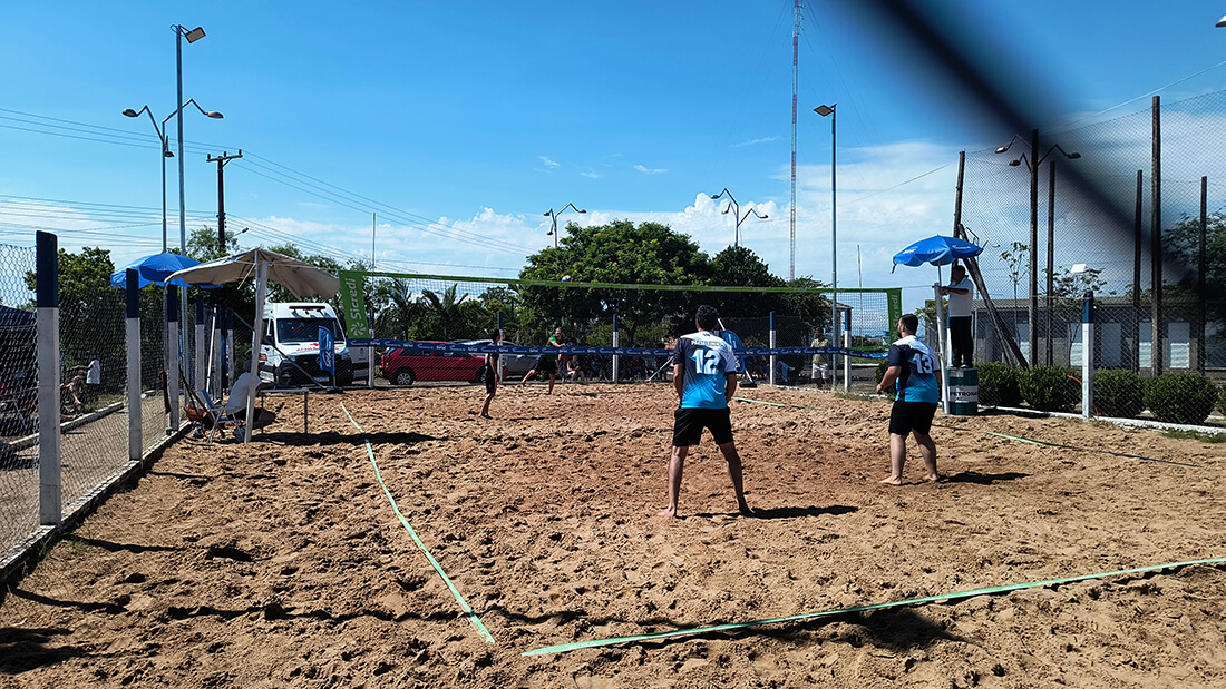 Capa Circuito Verão Sesc movimenta Palmitinho com torneio de vôlei de duplas e integração comunitária