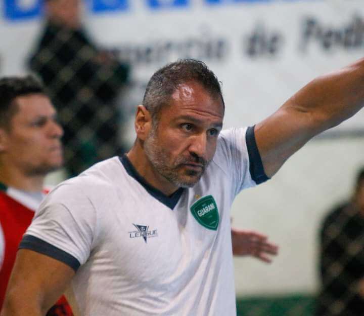 Capa Guilhermo Verfe não é mais técnico do Guarani Futsal