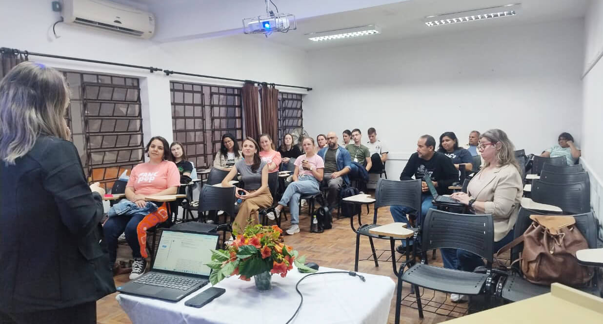 Capa Docentes da UFSM e FURG debatem mudanças climáticas e resiliência da Agricultura Familiar
