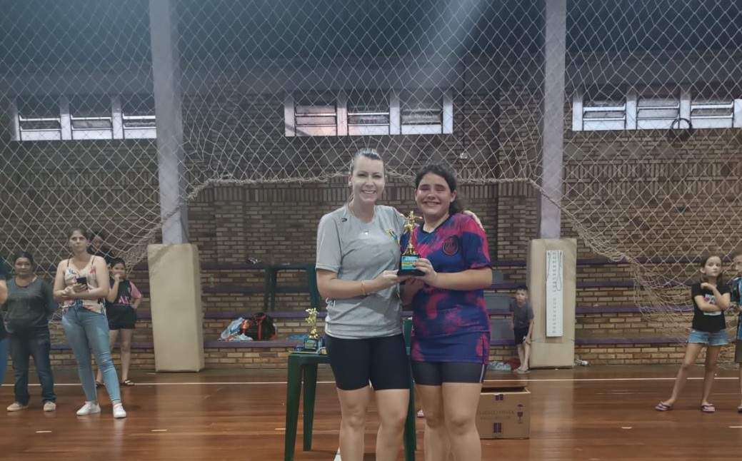 Capa Ametista do Sul realiza 1° torneio de handebol sub-12