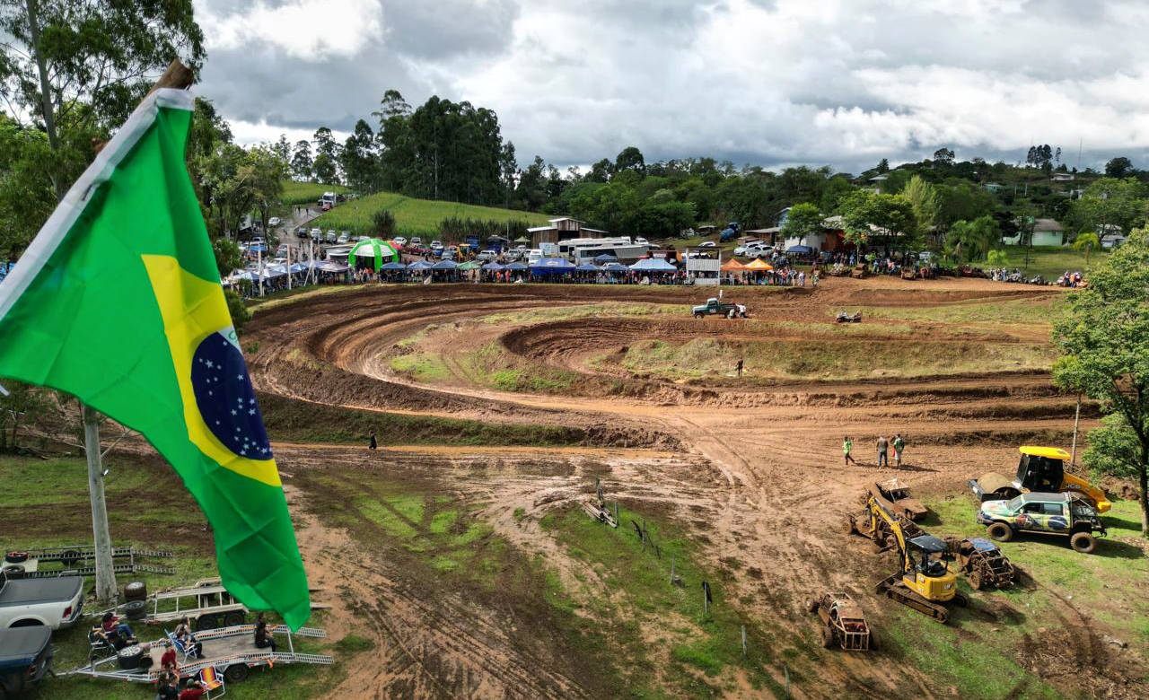 Capa Gaiola Cross 2025 acontece em Iraí