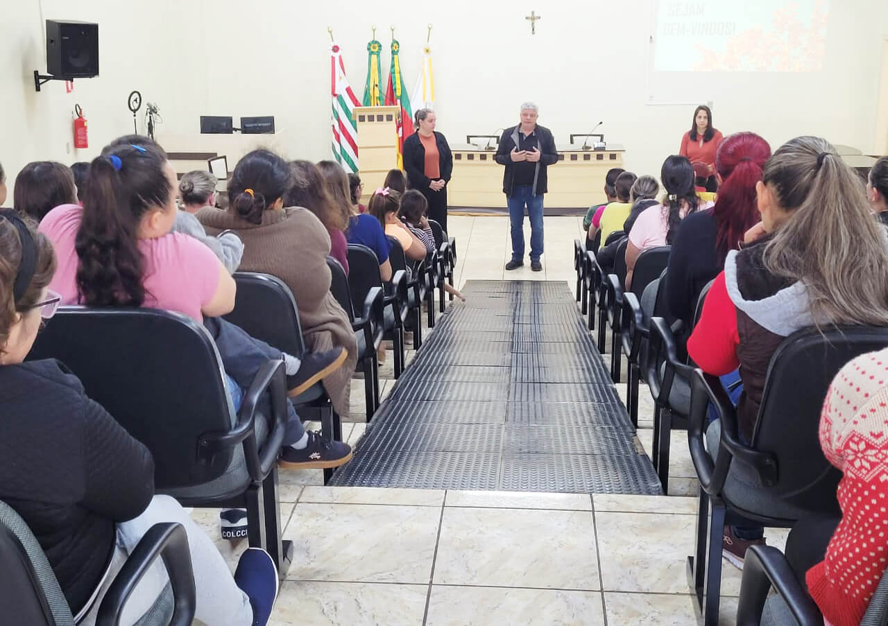 Capa Liberato Salzano promove encontro para esclarecer mudanças no Bolsa Família