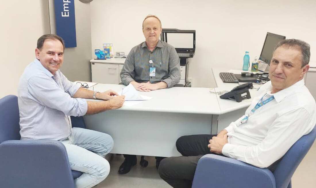 Capa Cerro Grande assina convênio de R$ 1 milhão para pavimentação asfáltica