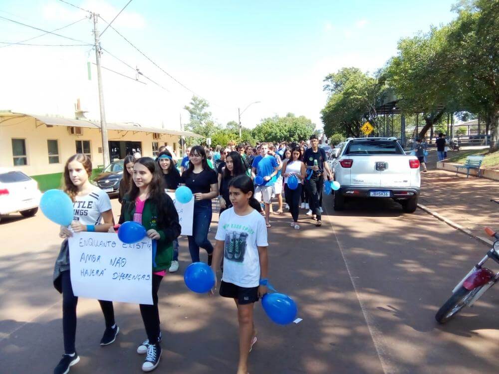 Capa Redentora promove caminhada em prol do Dia Mundial de Conscientização do Autismo