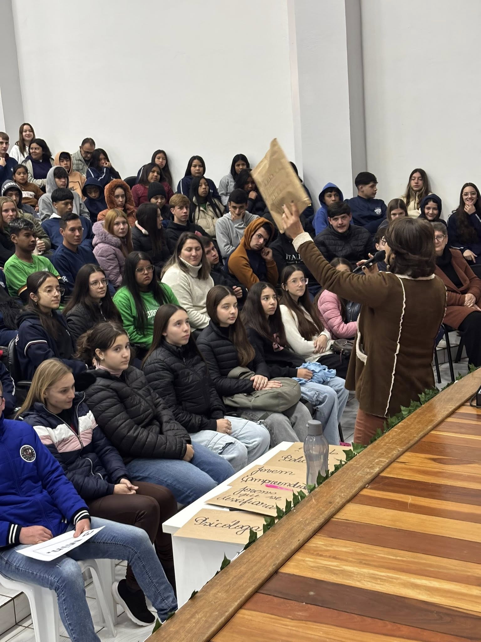 Capa 1º Fervo Jovem reúne estudantes em evento de aprendizado e motivação em Três Palmeiras
