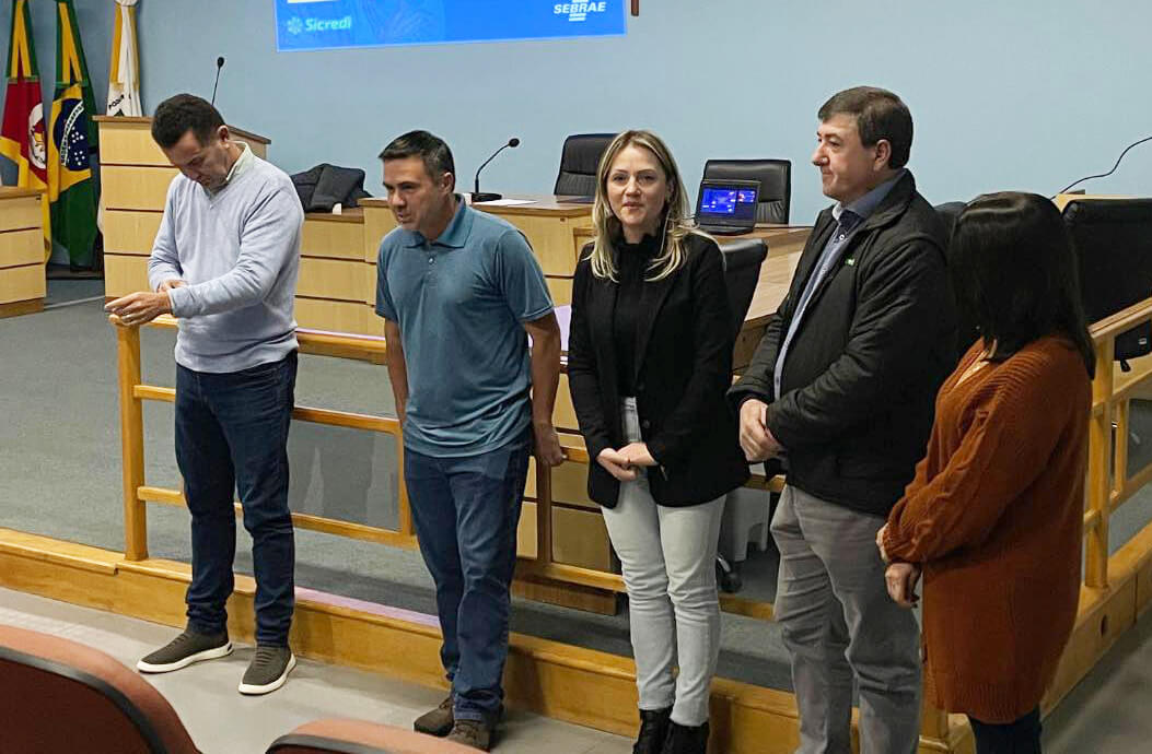 Capa Plano Municipal de Turismo é apresentado aos munícipes de Erval Seco