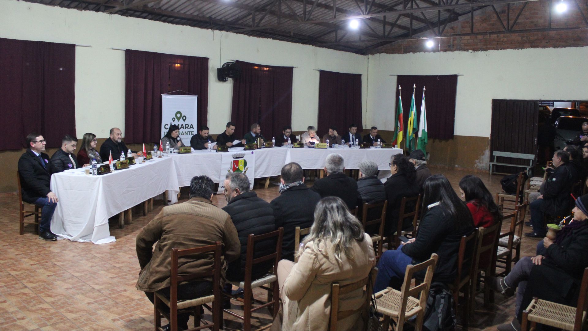 Capa Vereadores aprovam lei que garante a continuidade das sessões itinerantes em Palmeira das Missões