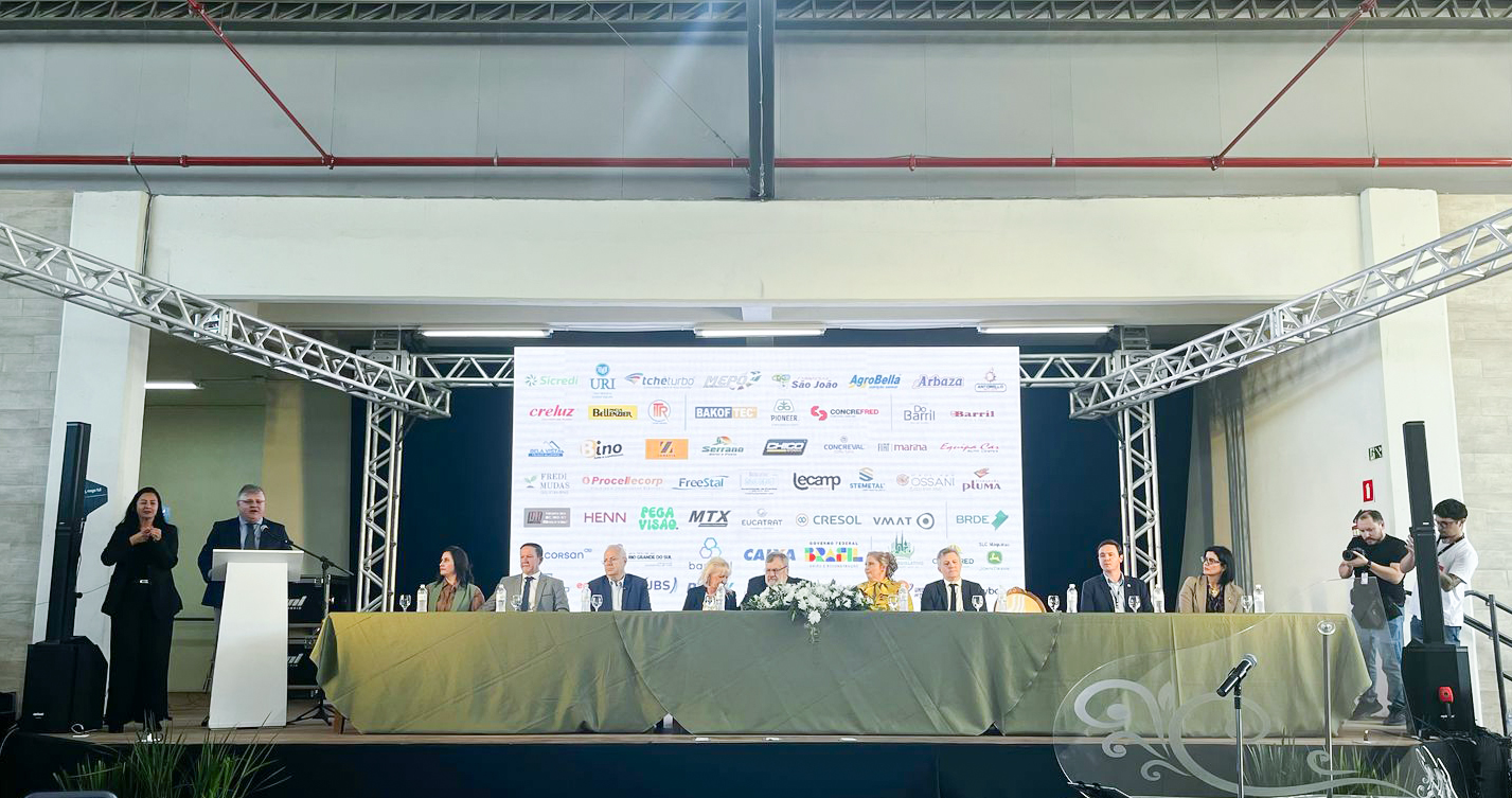 Capa Expofred 2025 é aberta oficialmente em Frederico Westphalen