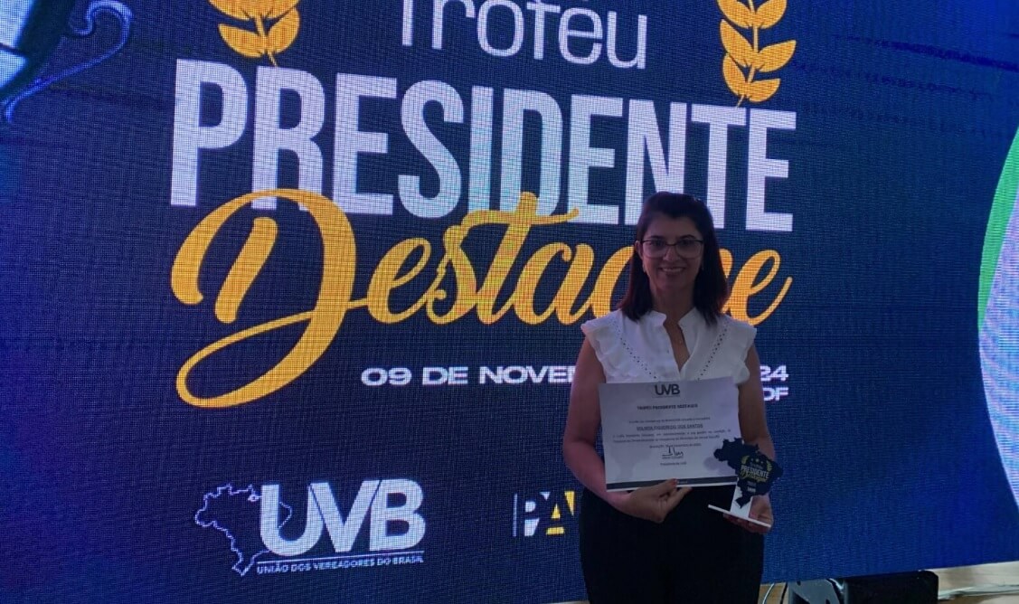 Capa Volneia Figueiredo recebe Troféu Presidente Destaque da União dos Vereadores do Brasil