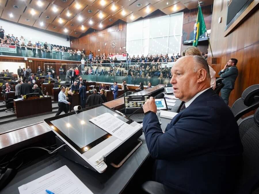 Capa Pepe Vargas assume o comando do Piratini nesta sexta-feira