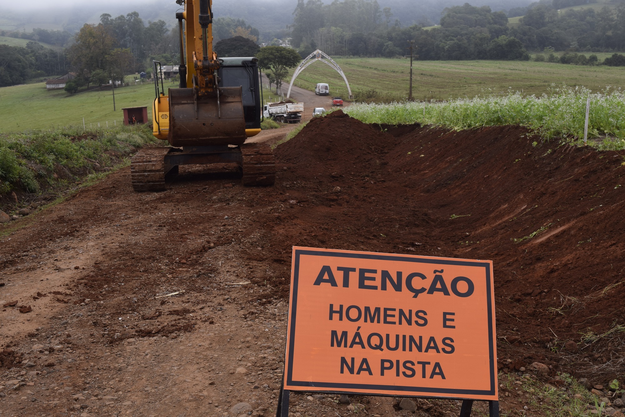 Capa Diretor do Daer garante que obras da ERS-591 entre FW e Ametista serão concluídas em 2024