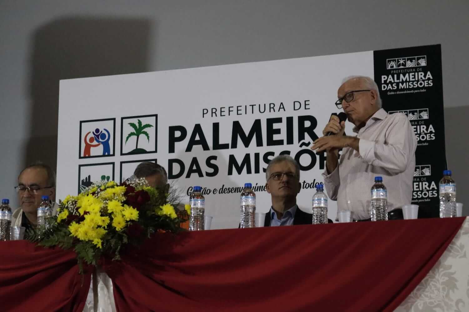Capa Prefeitos da AMZOP manifestam preocupação em Brasília
