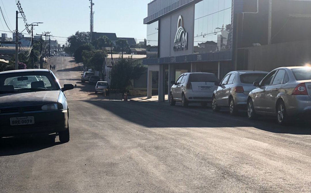 Capa Ametista do Sul: equipe de Obras realiza melhorias nas ruas da cidade