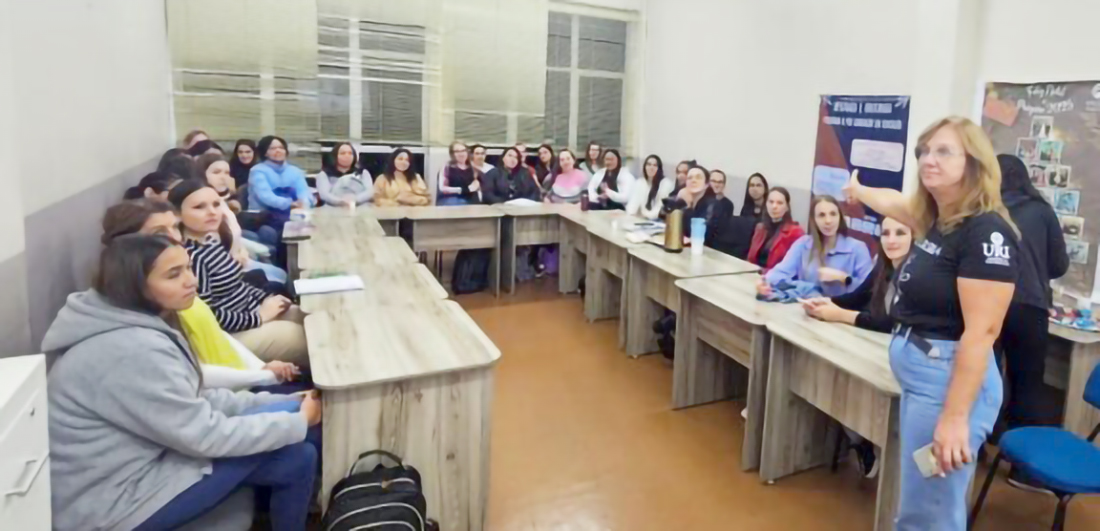 Capa Pedagogia da URI/FW conquista Conceito Máximo na Avaliação do MEC